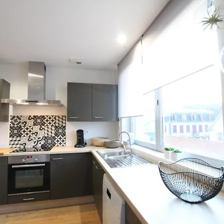 Lejlighed Center - Bright And Large Remparts