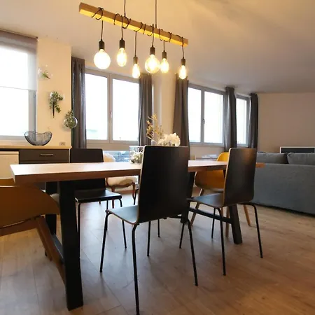 Center - Bright And Large Remparts Lejlighed