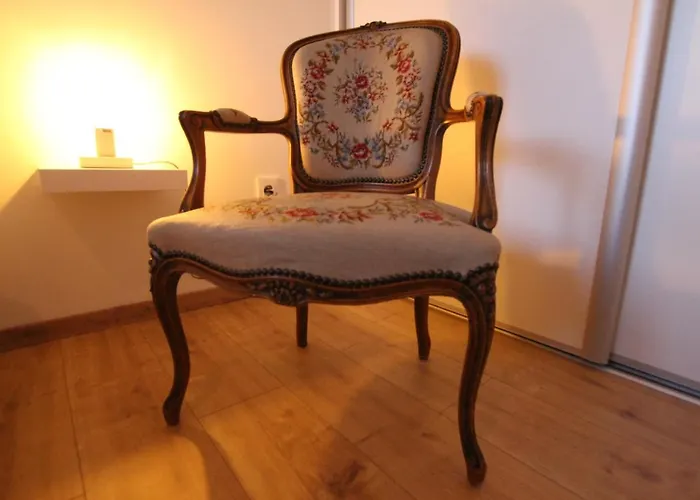 Apartment Center - Bright And Large Remparts