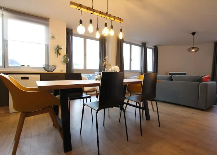 Center - Bright And Large Remparts Διαμέρισμα